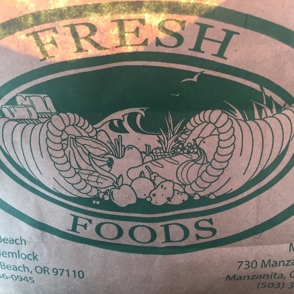 7/25/2016에 Russ님이 Fresh Foods Cannon Beach에서 찍은 사진