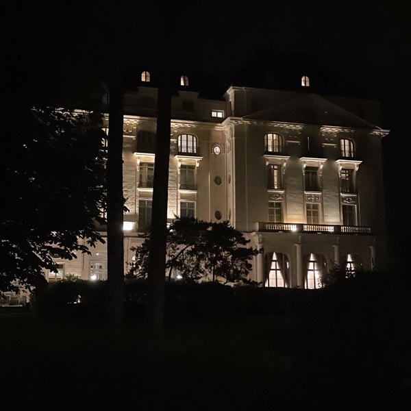 4/28/2022にSHIHAB K.がWaldorf Astoria Versailles - Trianon Palaceで撮った写真