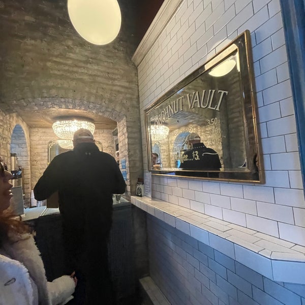 11/4/2023 tarihinde Noviziyaretçi tarafından The Doughnut Vault'de çekilen fotoğraf