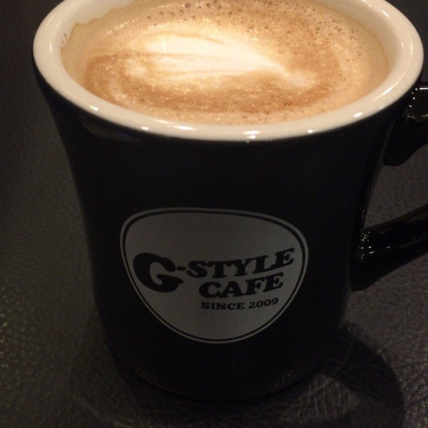 Photo taken at G-Style Cafe by 紳にゃん on 1/19/2017