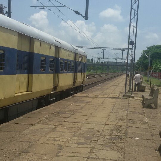 Chalakkudy Railway Station (CKI) Chalakudy, Kerala