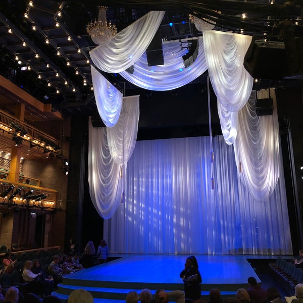 Снимок сделан в Chicago Shakespeare Theater пользователем Jacob D. 3/12/2020