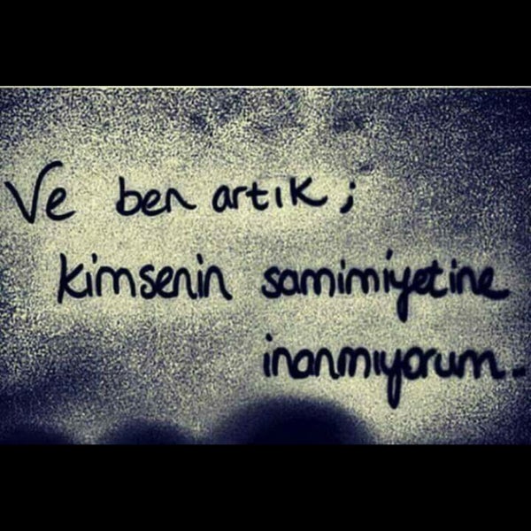 Yaprak Döker Bir Yanımız Bir Yanımız Bahar Bahçe Sözleri