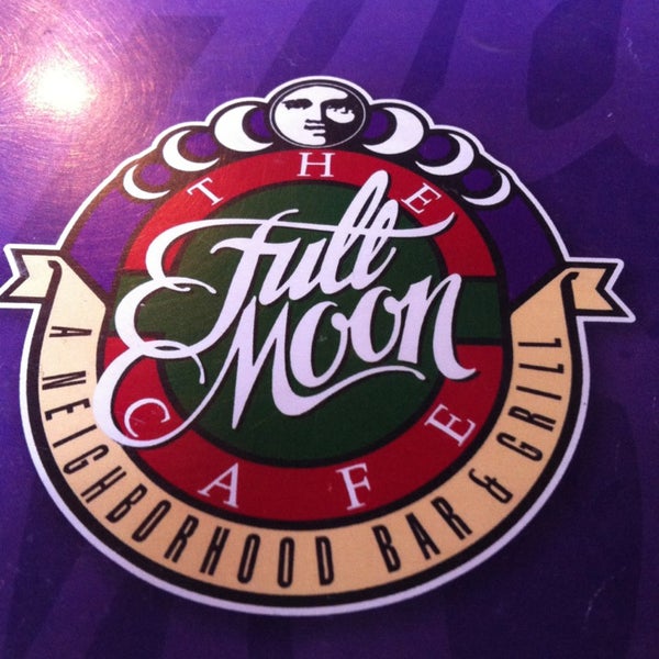 Foto tirada no(a) Full Moon Cafe por Megan B. em 3/18/2013