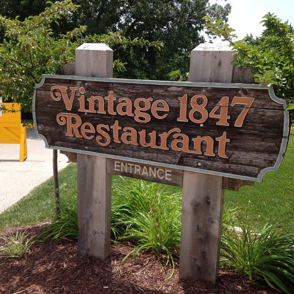 Photo taken at Vintage 1847 Restaurant by Daniel on 7/12/2014