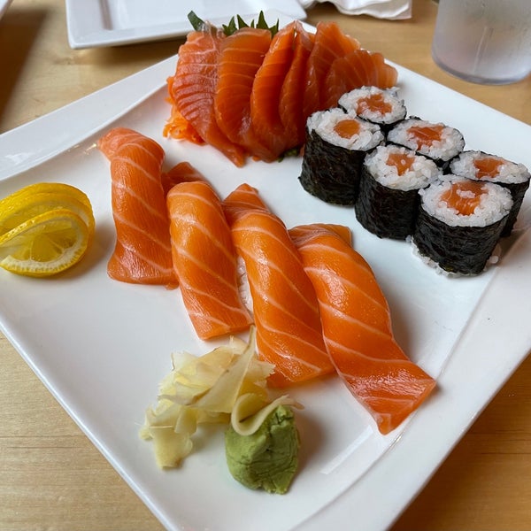 Das Foto wurde bei Spicy 9 Sushi Bar &amp; Asian Restaurant von Daniel am 6/3/2021 aufgenommen