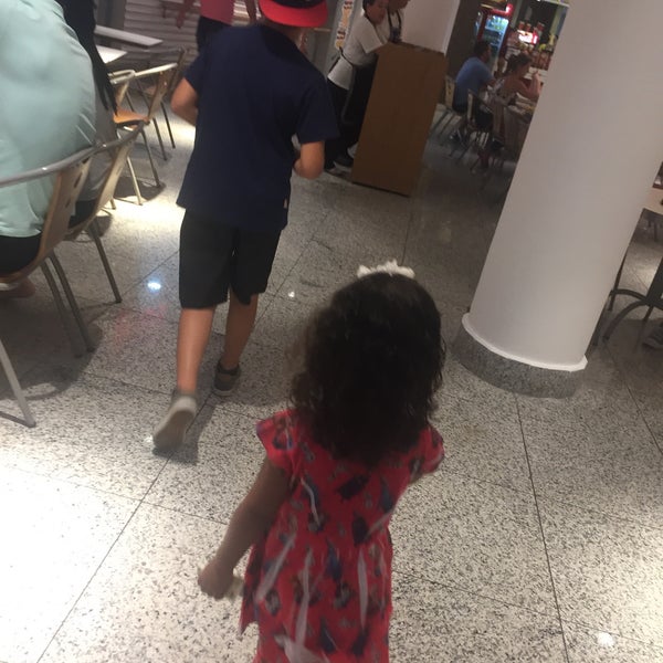 Foto scattata a Itajaí Shopping Center da Vih M. il 11/16/2017