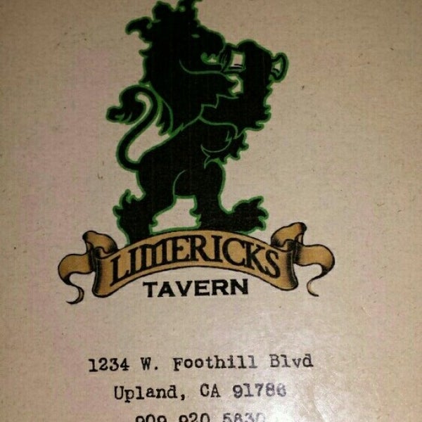 Foto tirada no(a) Limericks Tavern por Ericka S. em 12/1/2013