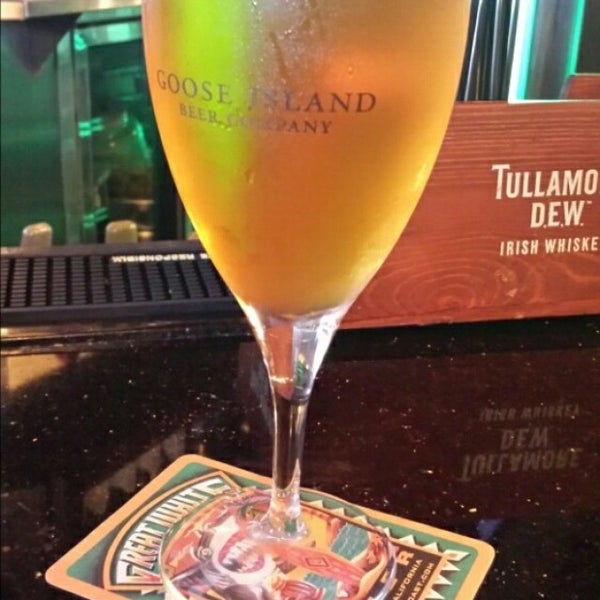 Foto diambil di Limericks Tavern oleh Ericka S. pada 8/31/2014