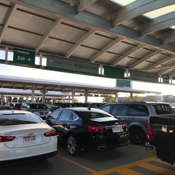 rental car denver airport priceline