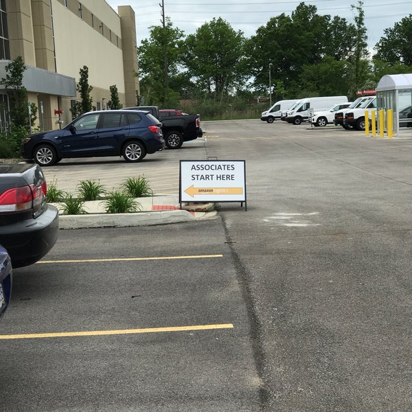 Amazon Dcl1 Distribution Center in Euclid