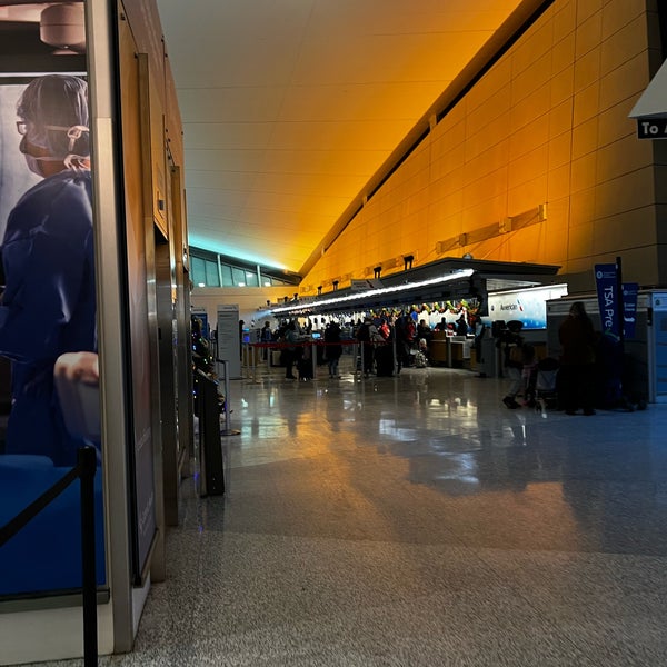 12/19/2022에 Dean R.님이 Buffalo Niagara International Airport (BUF)에서 찍은 사진