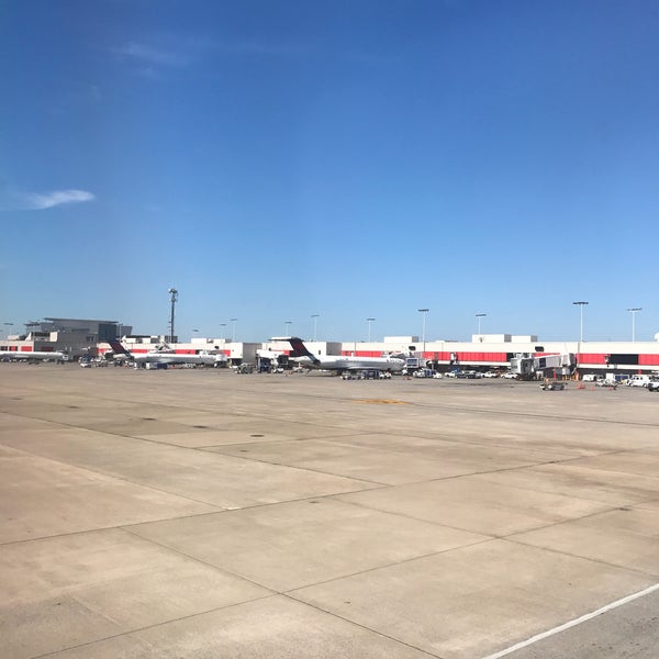 Photo taken at Hartsfield-Jackson Atlanta International Airport (ATL) by Dean R. on 7/31/2017