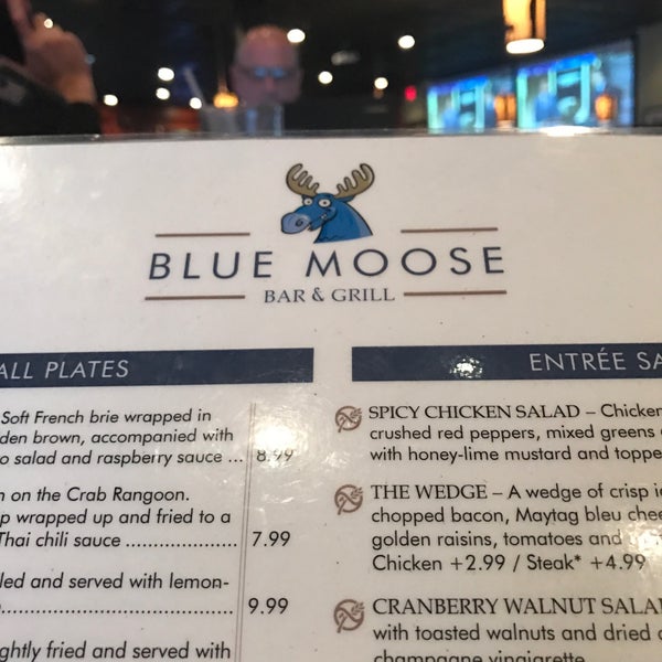 Foto tirada no(a) Blue Moose por Dean R. em 3/9/2017