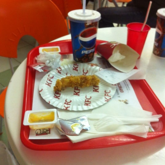 12/6/2012에 Роман А.님이 KFC에서 찍은 사진