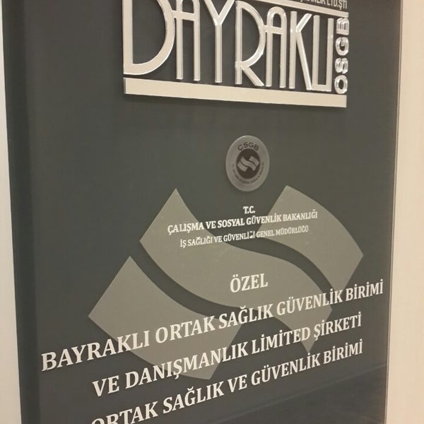 Photo prise au Bayraklı OSGB - Bayraklı Ortak Sağlık Güvenlik Birimi ve Danışmanlık Ltd.Şti. par İsmail Murat B. le7/9/2014