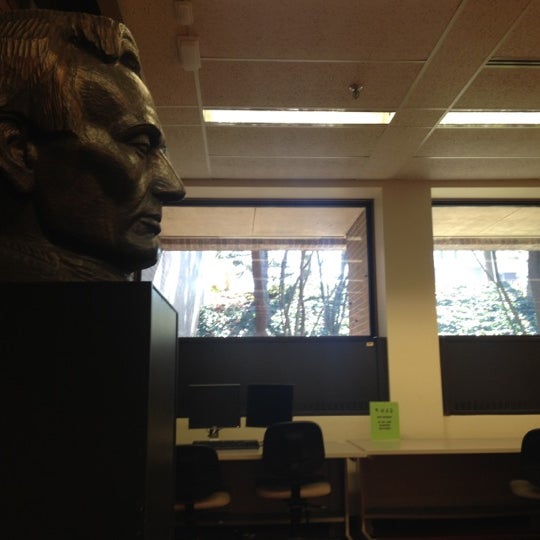 Photos at Hicks Undergraduate Library (HIKS) College Library