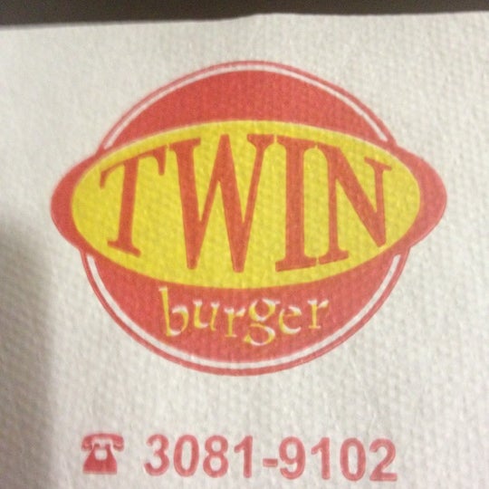 Photo taken at Twin Burger by Fernando M. on 11/20/2012
