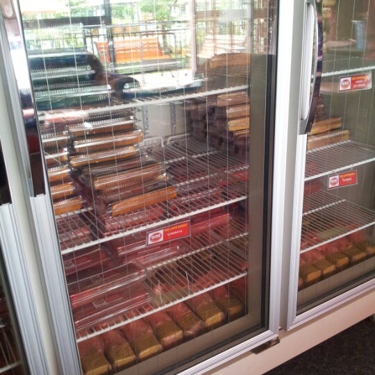 Asma Cake House (Kek Lapis Basah Sarawak) Bakery in Kota Samarahan