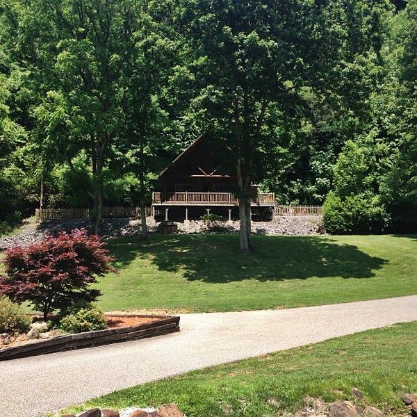 Photos At Lands Creek Log Cabins 3336 Balltown Rd