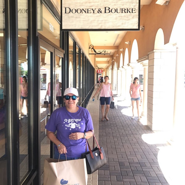Dooney & Bourke Outlet Locations