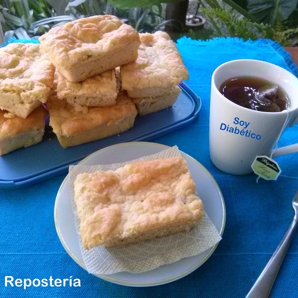 ¿Quieres probar un delicioso #panparadiabetico? Consiéntete con PAN DE NOPAL y un Darjeeling té o un clásico café americano =D te encantará! #soydiabetico