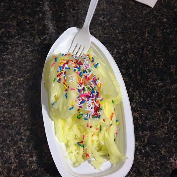 Chilly Ribbons Dessert Shop