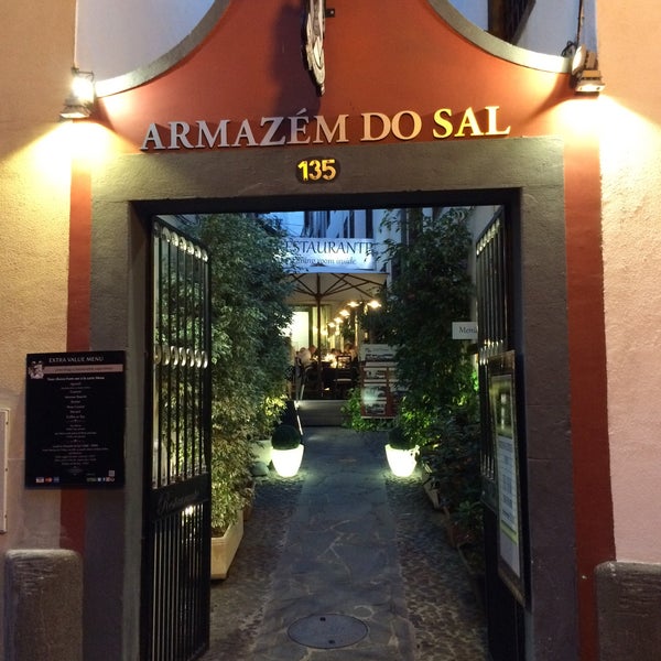 Photo taken at Armazém do Sal by Duke on 9/4/2015
