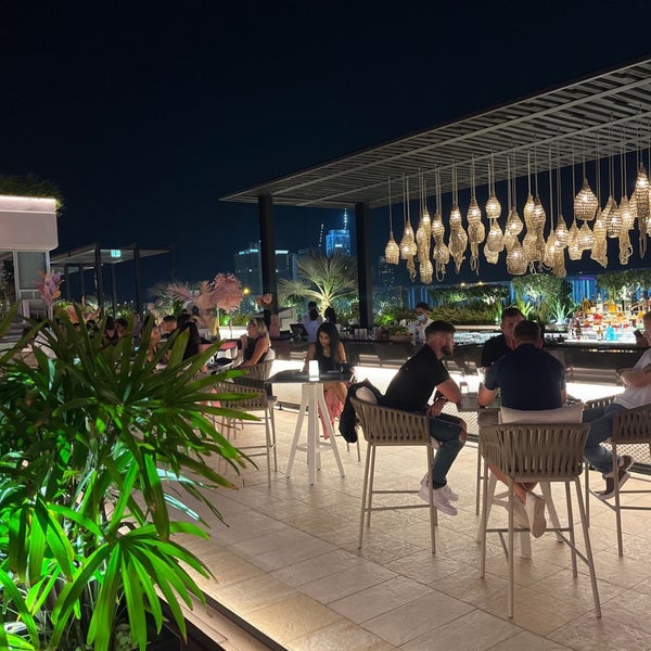 10/4/2022 tarihinde س عـدziyaretçi tarafından Siddharta Lounge by Buddha-Bar'de çekilen fotoğraf