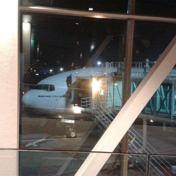 Emirates Flight Ek501 Emirates Flight Ek501