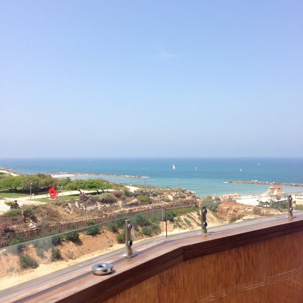 Снимок сделан в Alexander Tel Aviv Hotel пользователем Елена 5/10/2013