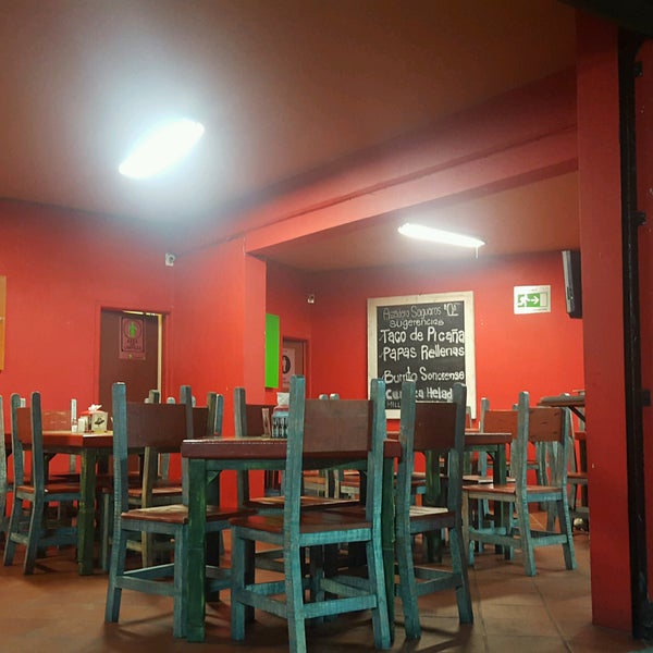 11/16/2016에 A r a A.님이 Sahuaros Grill - Ajusco에서 찍은 사진