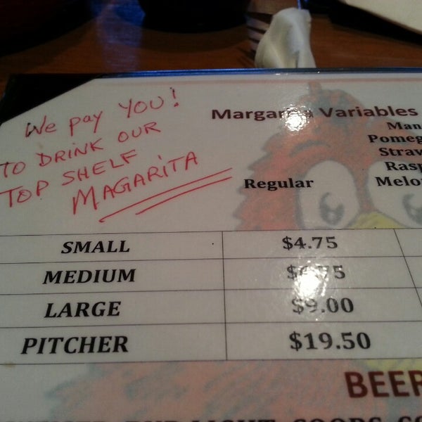 12/5/2013にKristinaがRed Hen Bar and Grillで撮った写真