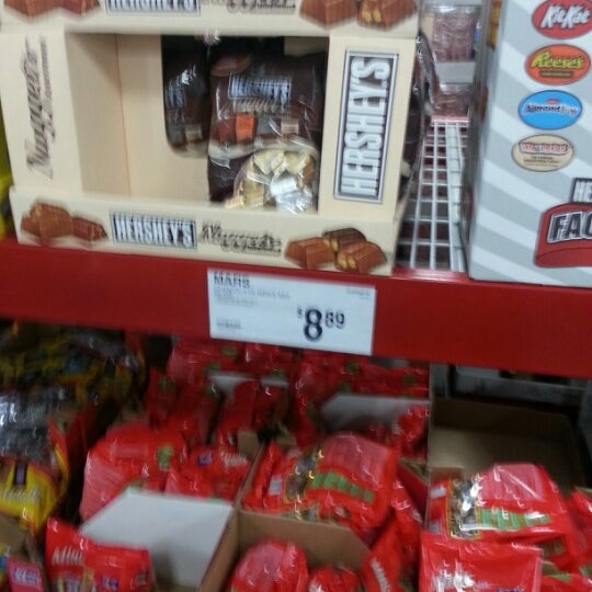 Photos at Sam's Club Warehouse or Wholesale Store in Renaissance