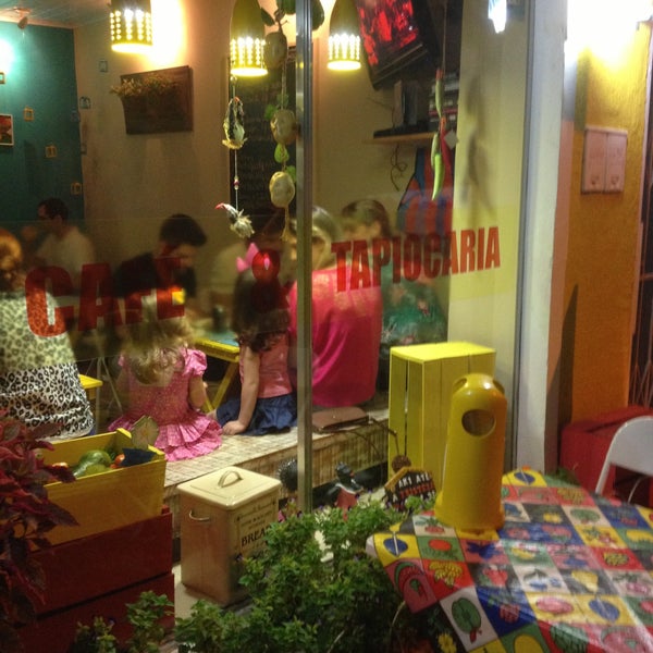 รูปภาพถ่ายที่ Da Feira Café &amp; Tapiocaria โดย Luiz Carlos N. เมื่อ 5/12/2013