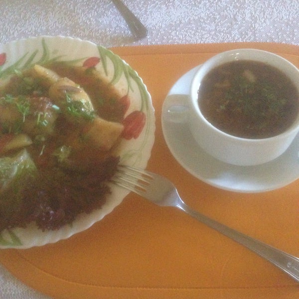 Лукинг кукинг апрелевка. Апрелевка ресторан. Хай тек роллы. Сеты в темпуре 40 кусков. Олимпик кафе.