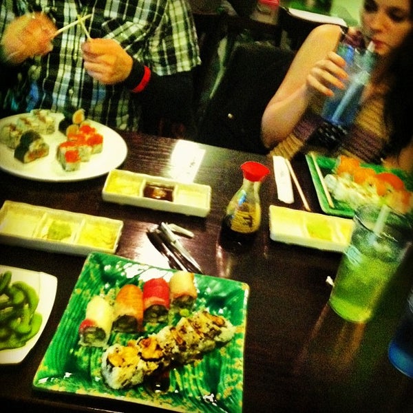 3/24/2013 tarihinde DONT B.ziyaretçi tarafından Sushi Ai'de çekilen fotoğraf