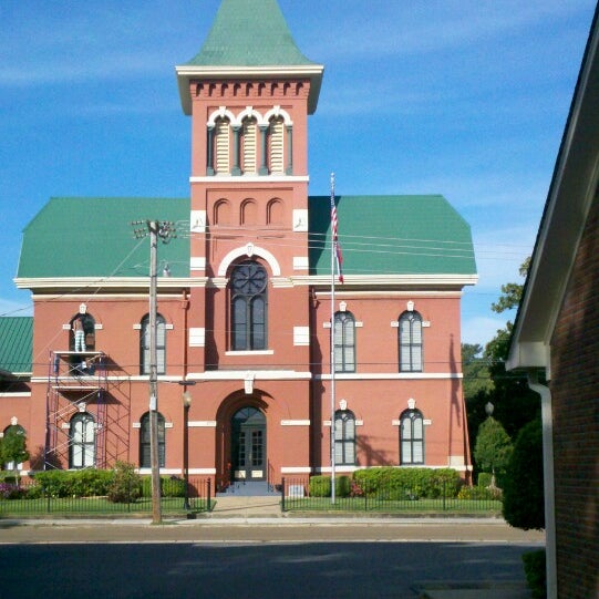 Tate County Courthouse Senatobia, MS