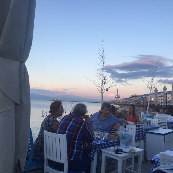 9/24/2015 tarihinde Tanıl Gani S.ziyaretçi tarafından Denizkızı Restaurant'de çekilen fotoğraf