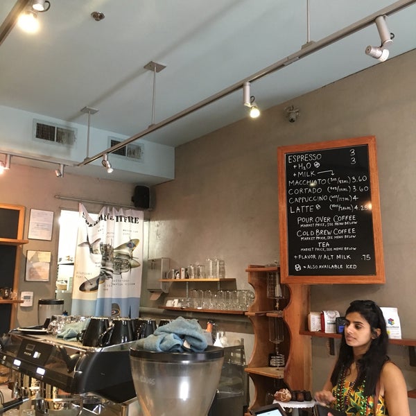 2/11/2018 tarihinde Masha I.ziyaretçi tarafından Spitfire Coffee'de çekilen fotoğraf