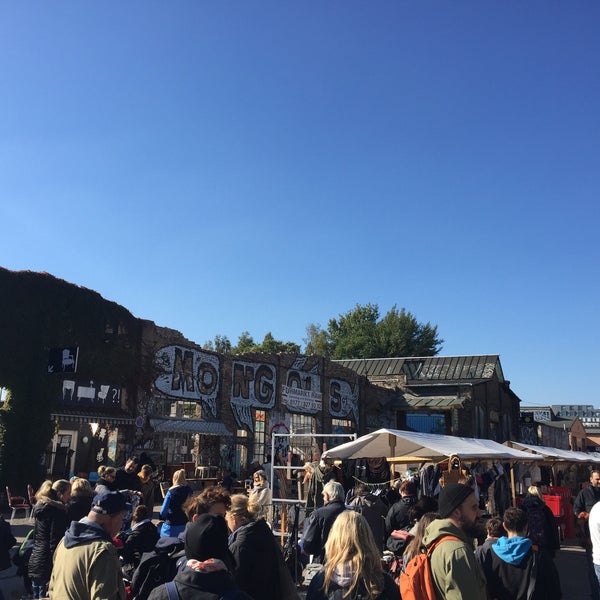 Photo taken at Kiez99 Village Market by Masha I. on 10/11/2015
