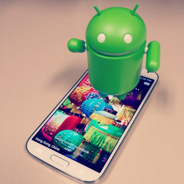 Телефон самсунг а 22. Коммерческие обозначения samsung на магазине. Samsung s gt s7562. Samsung b355. Ассистент самсунг мемберс.