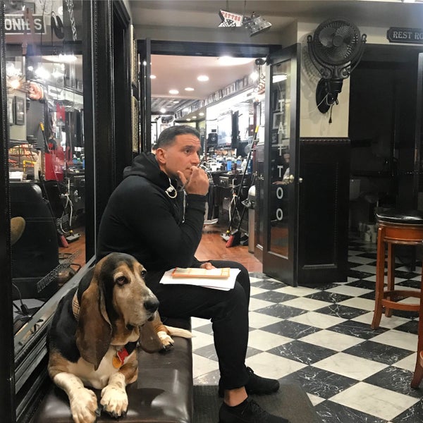 Foto tomada en Boston Barber &amp; Tattoo Co.  por Boston Barber &amp; Tattoo Co. el 5/23/2019