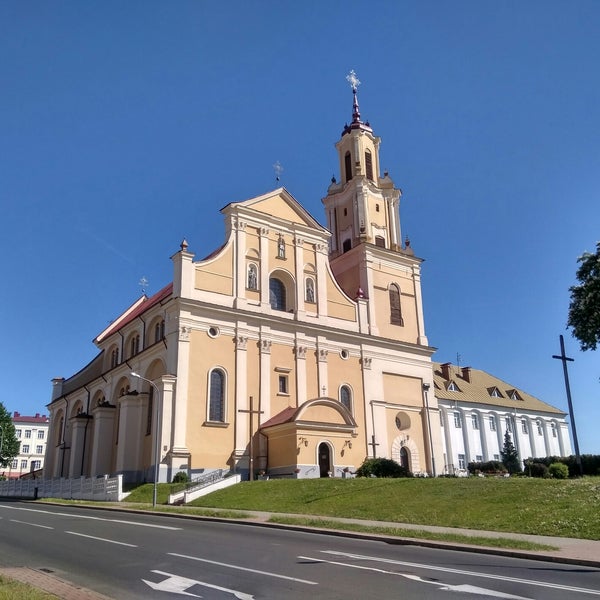 Монастырь бернардинцев минск. Монастырь бернардинцев (гродно). луцк монастырь бернардинцев. костел бернардинцев в кракове.