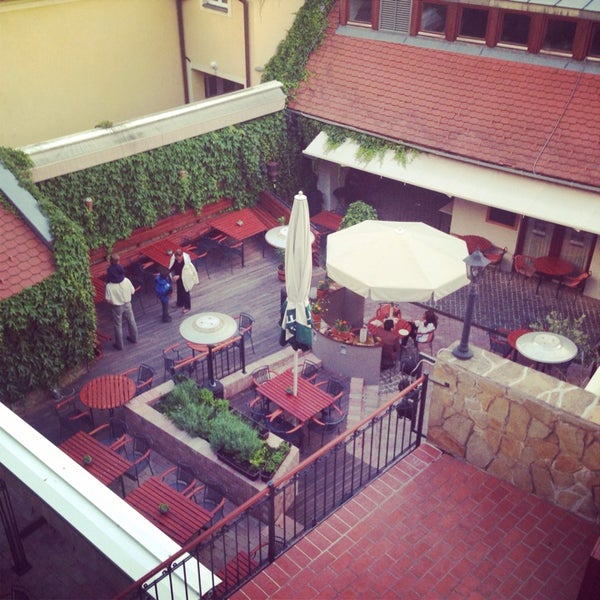 6/1/2014에 Ditta님이 Oliva Restaurant에서 찍은 사진
