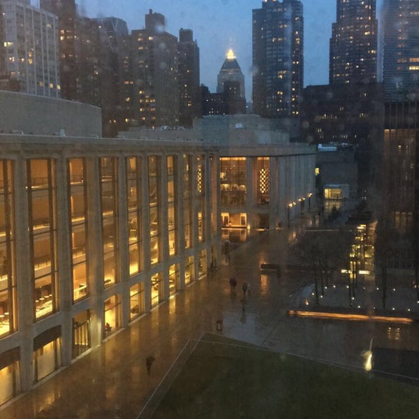 Foto tirada no(a) The Juilliard School por Hana M. em 2/11/2018