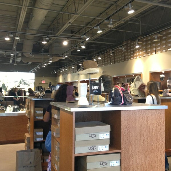 Buy > ugg store mall of america > in stock