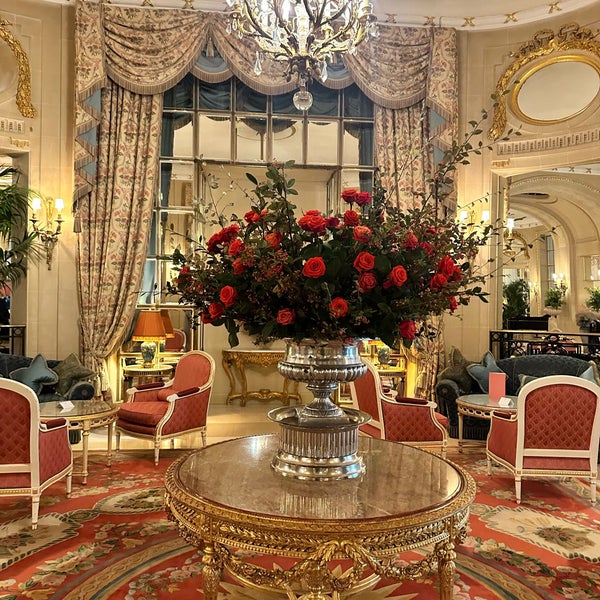 Das Foto wurde bei The Ritz London von S N. am 10/31/2023 aufgenommen