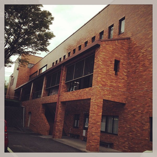 知多市立中央図書館 2 Tavsiye