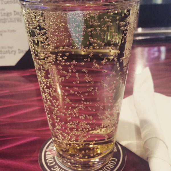 Photo taken at Brewmasters Bar &amp; Grill by Kelly S. on 3/19/2015